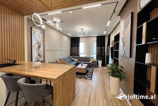 Shtepi ne shitje 1+1 ne Tirane - 250,000 Euro