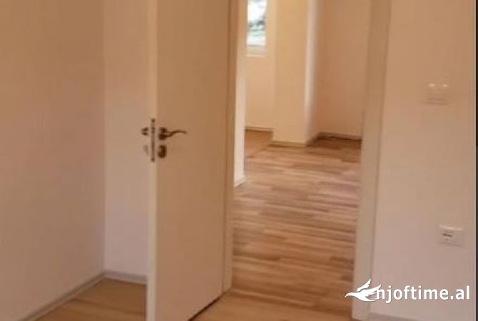 Shtepi ne shitje 1+1 ne Tirane - 45,000 Euro