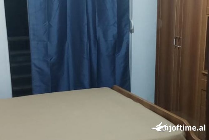 Shtepi me qera Apartament ne Tirane, 1+1, Mobilimi E mobiluar, Pagesa 40,000  Leke.