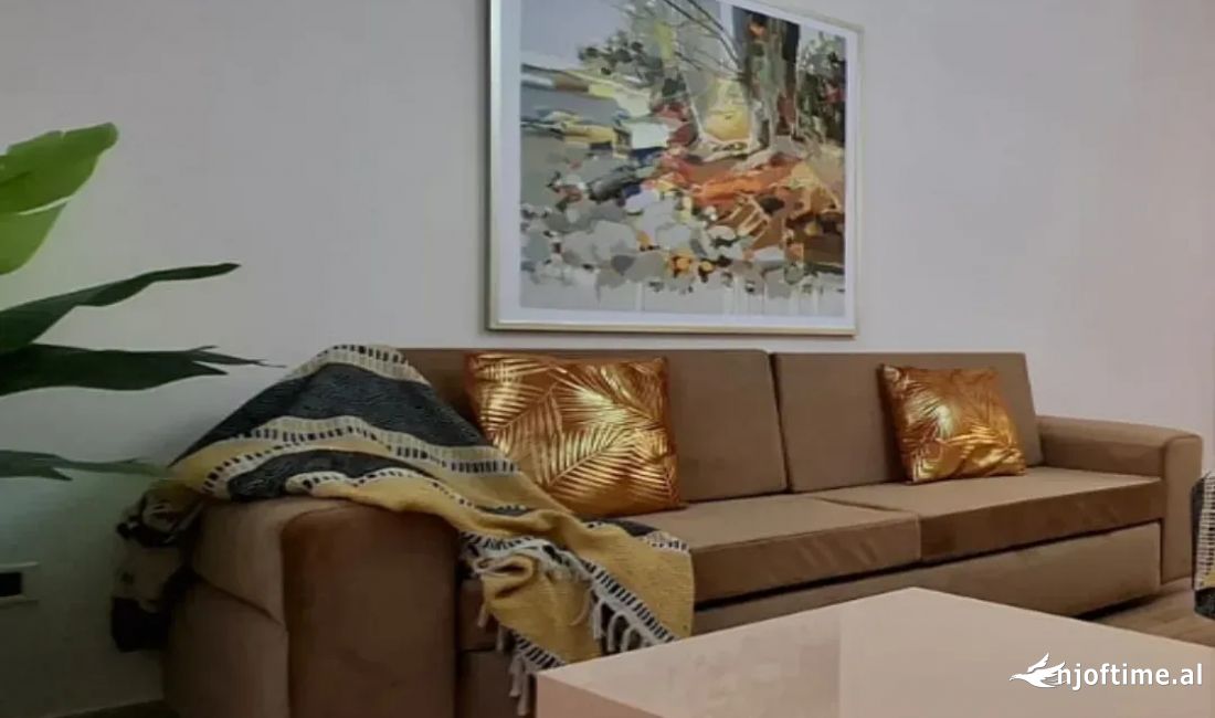 Shtepi me qera Apartament ne Tirane, 1+1, Mobilimi E mobiluar, Pagesa 600  Euro.