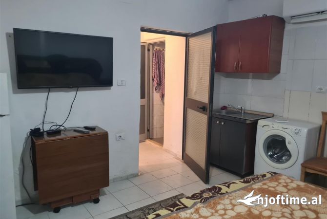 Shtepi me qera Garsoniere ne Tirane - 35,000 Leke