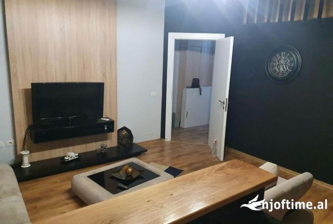 Shtepi ne shitje 2+1 ne Tirane - 150,000 Euro
