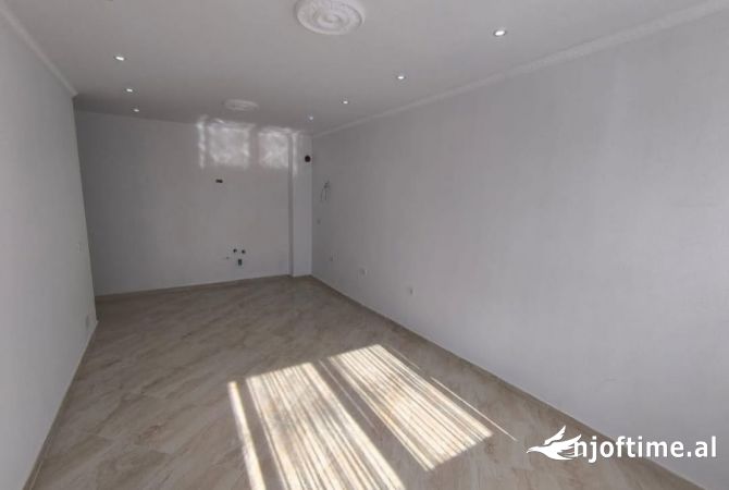 Shtepi ne shitje 1+1 ne Tirane - 78,000 Euro