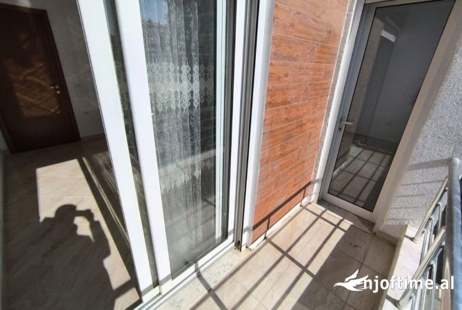Shtepi ne shitje 1+1 ne Tirane - 78,000 Euro