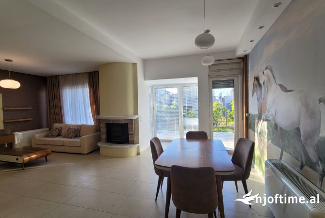 Shtepi ne shitje 4+1 ne Tirane - 700,000 Euro