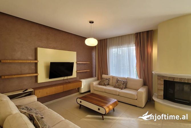 Shtepi ne shitje 4+1 ne Tirane - 700,000 Euro