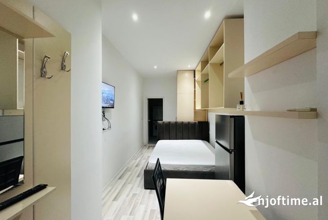 Shtepi me qera Garsoniere ne Tirane - 400 Euro