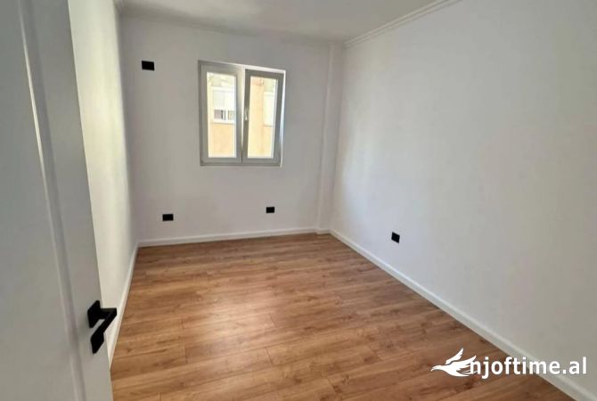 Shtepi ne shitje 2+1 ne Tirane - 155,000 Euro