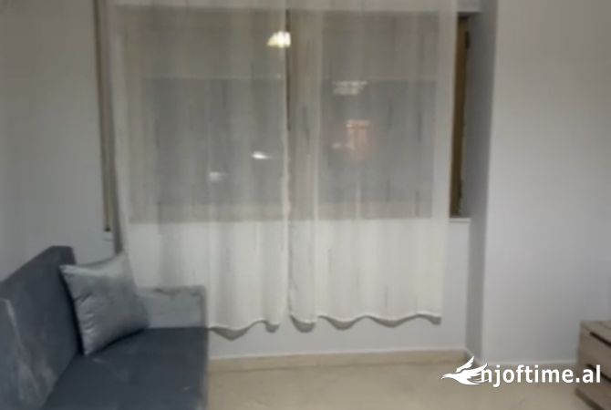 Shtepi me qera 2+1 ne Tirane - 70,000 Leke