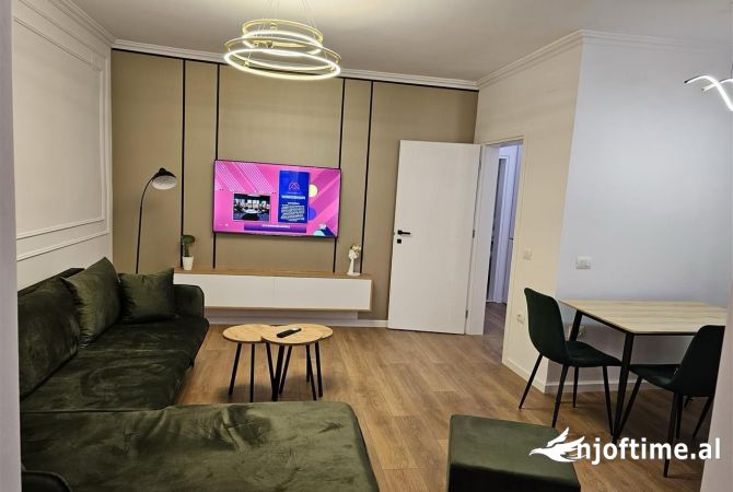 Shtepi me qera 1+1 ne Tirane - 60,000 Leke