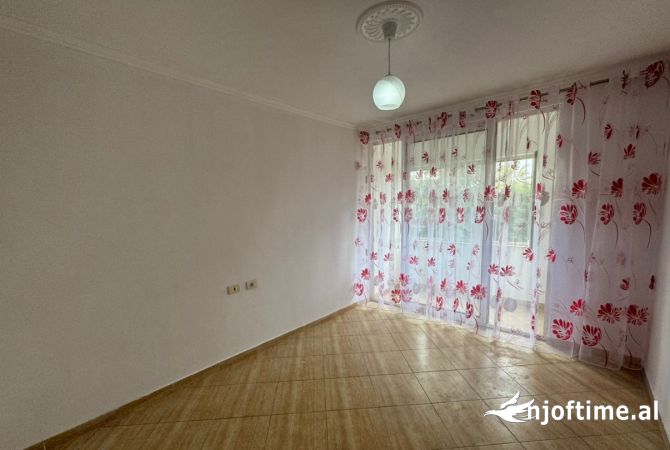 Shtepi ne shitje 1+1 ne Tirane - 93,000 Euro