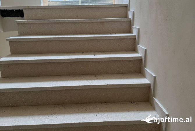 Apartment for sale in Durres 1+1, Emty