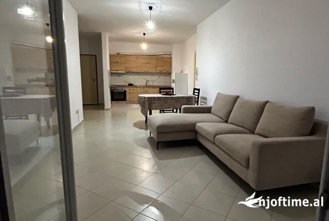 Shtepi ne shitje 2+1 ne Tirane - 190,000 Euro