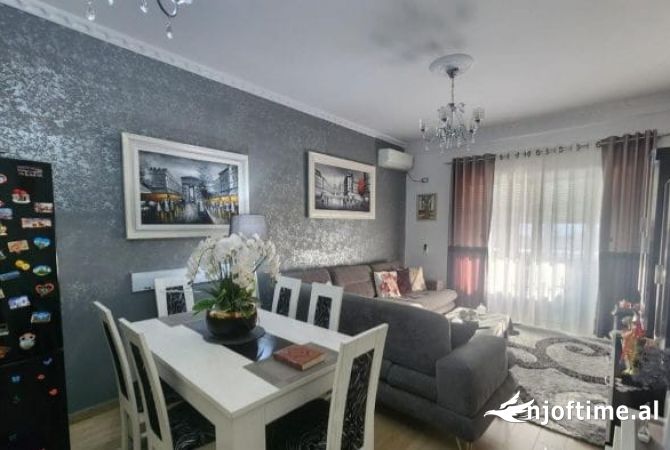 Shtepi ne shitje 2+1 ne Tirane - 140,000 Euro