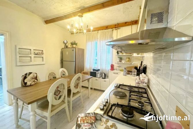 Shtepi ne shitje 2+1 ne Tirane - 175,000 Euro