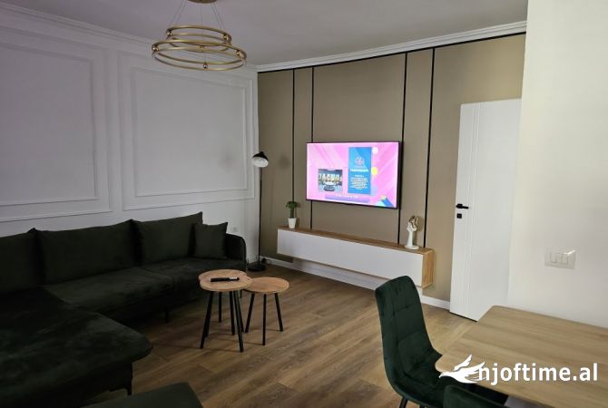 Shtepi me qera Apartament ne Tirane, 1+1, Mobilimi E mobiluar, Pagesa 60,000  Leke.