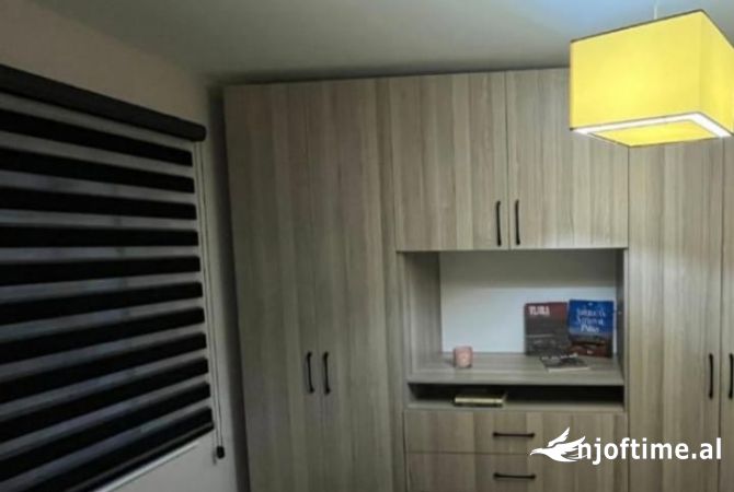 Shtepi me qera Apartament ne Tirane, 1+1, Mobilimi E mobiluar, Pagesa 500  Euro.