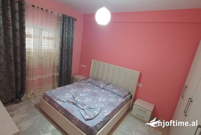 Shtepi me qera 2+1 ne Tirane - 550 Euro