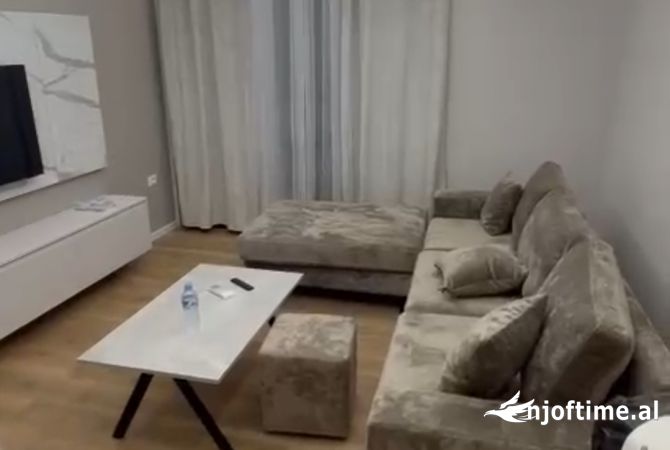 Shtepi me qera 2+1 ne Tirane - 800 Euro