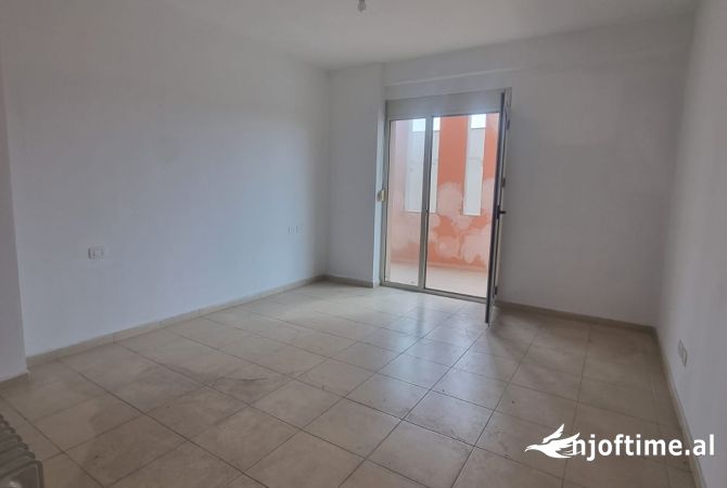 Shtepi ne shitje 3+1 ne Durres - 110,000 Euro
