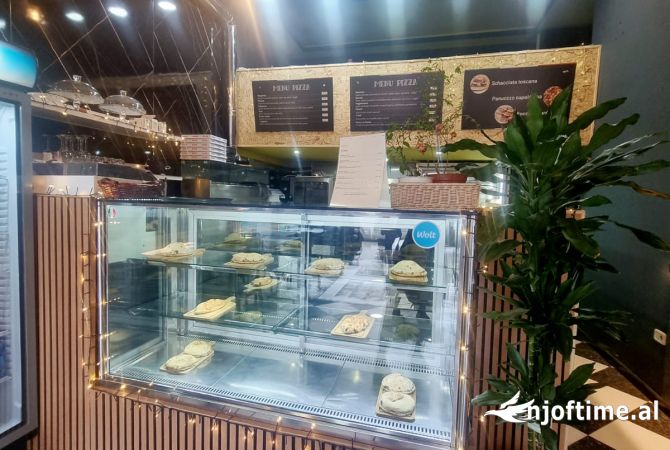 Shitet Dyqan ne rr.Frederik Shiroka prane supermarket Joenes!