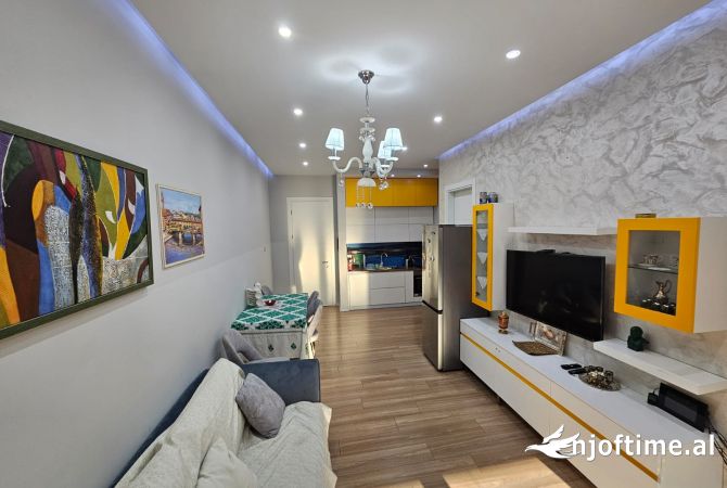 Shtepi me qera 1+1 ne Tirane - 800 Euro
