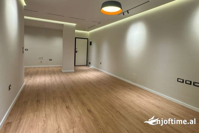 Shtepi ne shitje 2+1 ne Tirane - 268,000 Euro