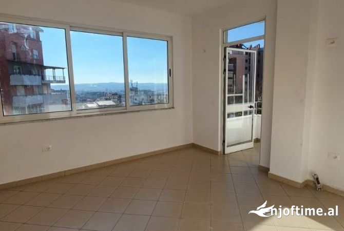 Shtepi ne shitje 1+1 ne Tirane - 84,000 Euro