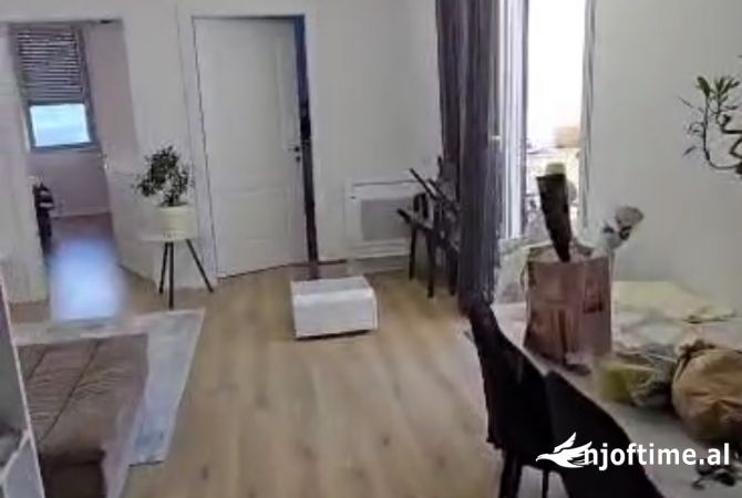 Shtepi ne shitje 2+1 ne Tirane - 155,000 Euro