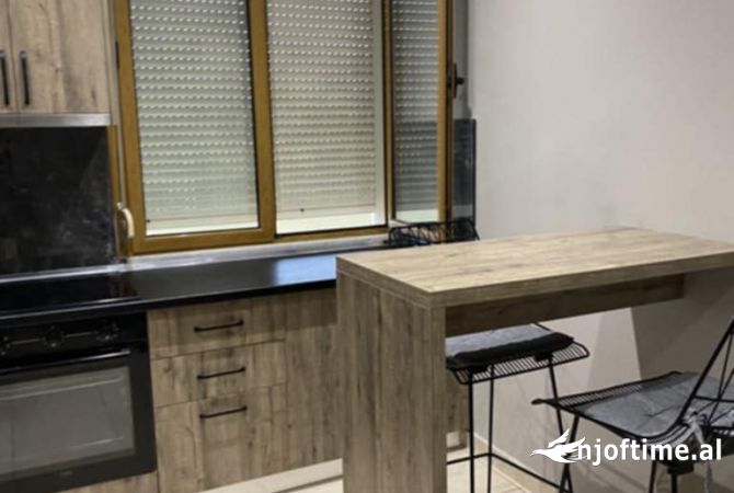 Shtepi me qera 1+1 ne Tirane - 400 Euro