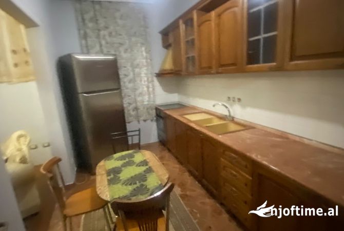 Shtepi me qera 2+1 ne Tirane - 500 Euro