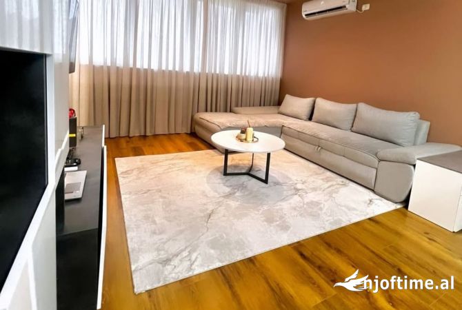 Shtepi ne shitje 3+1 ne Tirane - 250,000 Euro