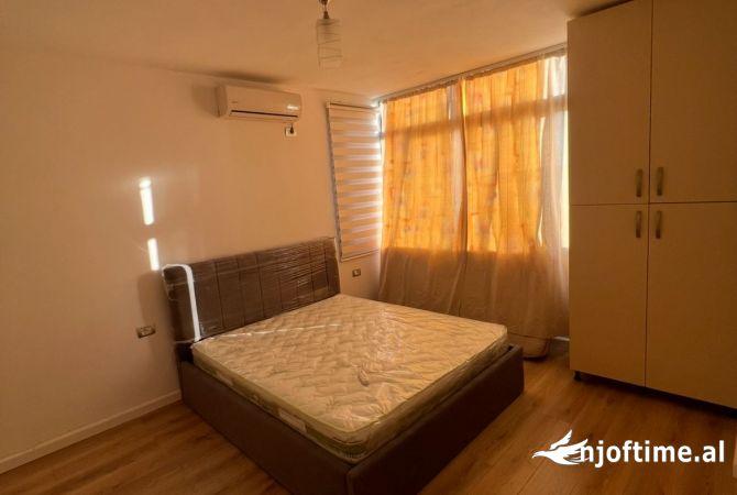 Shtepi me qera Apartament ne Tirane, 1+1, Mobilimi E mobiluar, Pagesa 480  Euro.