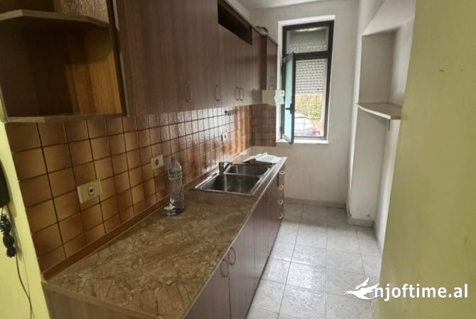 Shtepi ne shitje 1+1 ne Tirane - 115,000 Euro