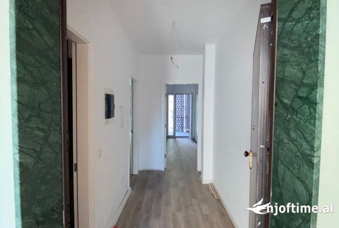 Shtepi ne shitje 1+1 ne Tirane - 160,000 Euro
