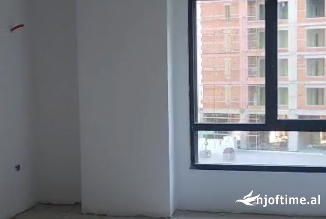 Shtepi ne shitje 3+1 ne Tirane - 171,000 Euro