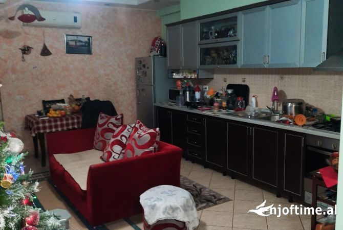 Shtepi ne shitje 2+1 ne Tirane - 207,000 Euro