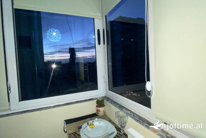 Shtepi me qera Apartament ne Tirane, Garsoniere, Mobilimi E mobiluar, Pagesa 500  Euro.