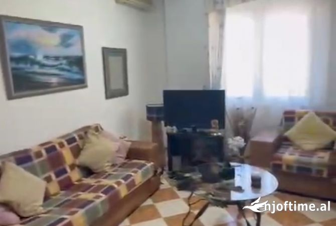 Shtepi me qera 2+1 ne Tirane - 500 Euro