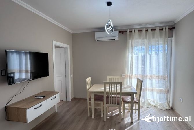 Shtepi me qera 2+1 ne Tirane - 500 Euro