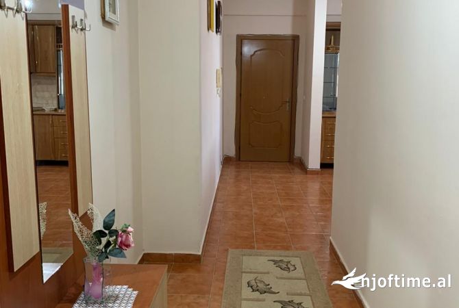 Shtepi me qera 2+1 ne Tirane - 500 Euro
