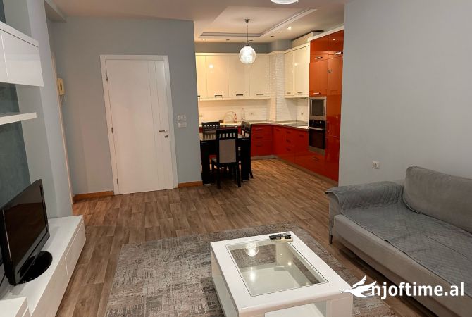 Shtepi me qera 3+1 ne Tirane - 650 Euro