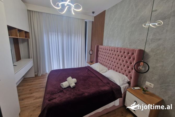 Shtepi ne shitje Apartament ne Tirane, 1+1, Mobilimi E mobiluar, Pagesa 222,000  Euro.