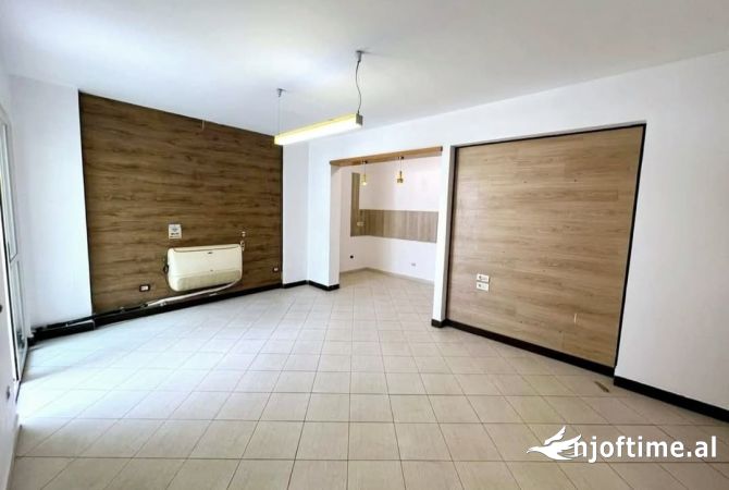 Shtepi ne shitje 2+1 ne Tirane - 175,000 Euro