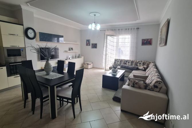 Shtepi me qera 3+1 ne Tirane - 600 Euro