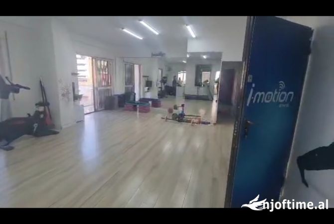 Shtepi ne shitje 2+1 ne Tirane - 270,000 Euro