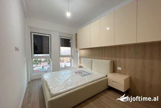 Shtepi me qera Apartament ne Tirane, 1+1, Mobilimi E mobiluar, Pagesa 550  Euro.