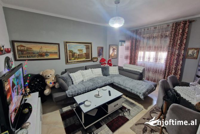Shtepi ne shitje 1+1 ne Durres - 72,000 Euro