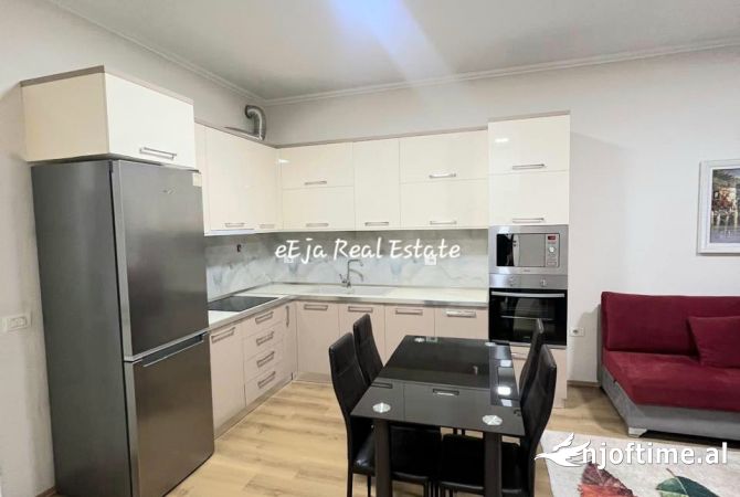 Shtepi me qera 2+1 ne Tirane - 600 Euro
