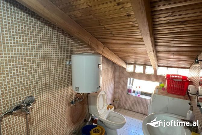 Shtepi me qera Apartament ne Tirane, 1+1, Mobilimi E mobiluar, Pagesa 450  Euro.